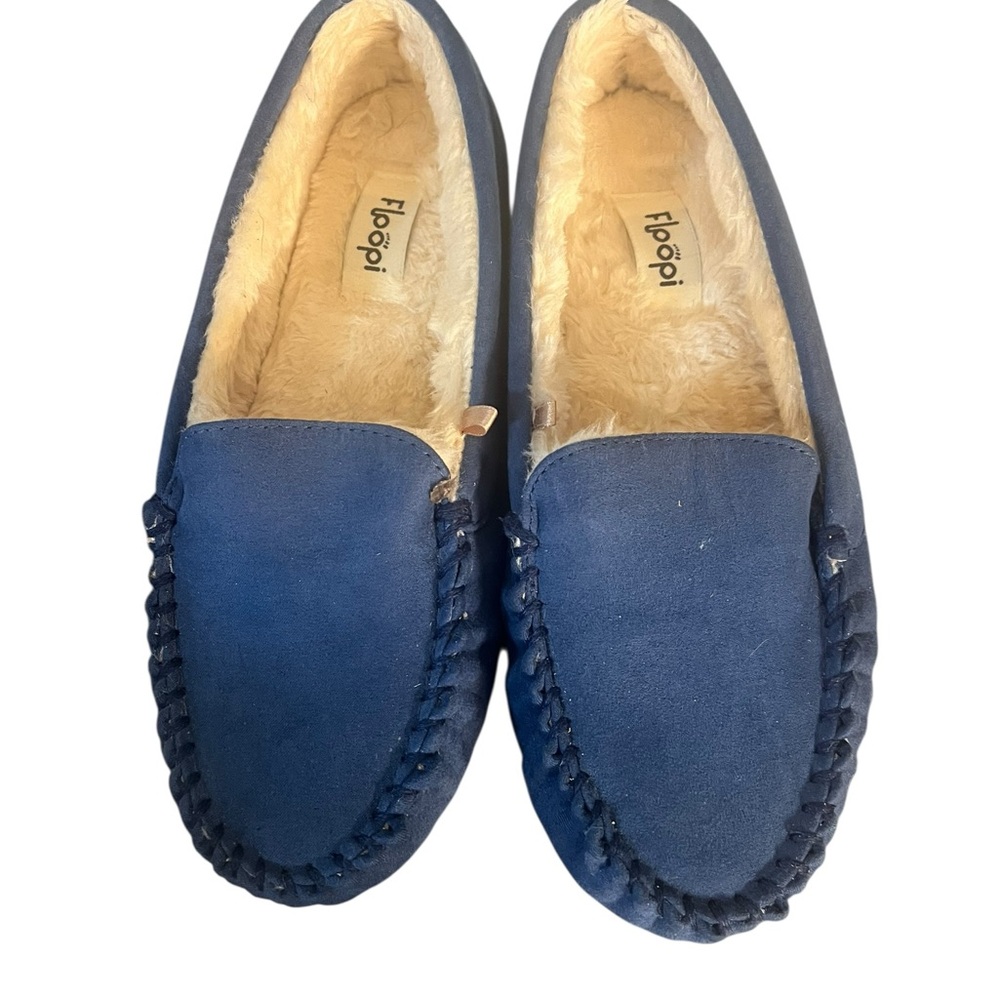 Floofi Women's Navy Moccasins